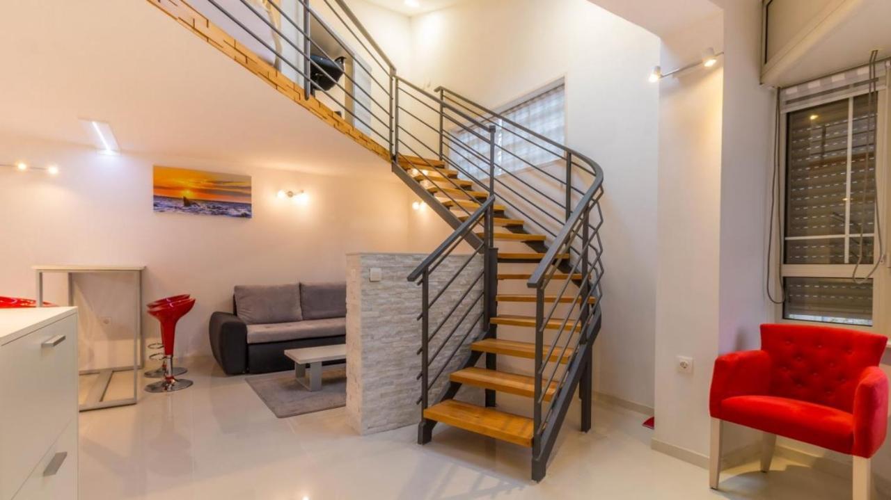 Apartments With A Parking Space Jusici, Opatija - 15874 Кастав Екстериор снимка