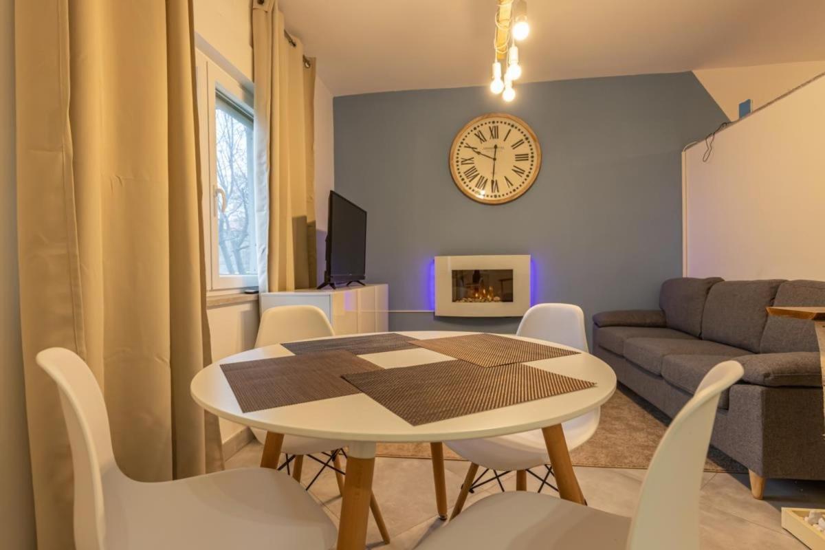 Apartments With A Parking Space Jusici, Opatija - 15874 Кастав Стая снимка